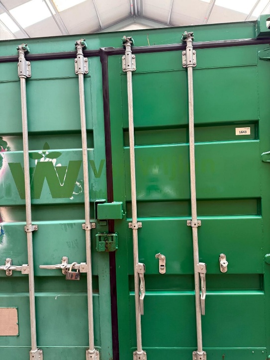 Hersteld en gereinigd industrieel object